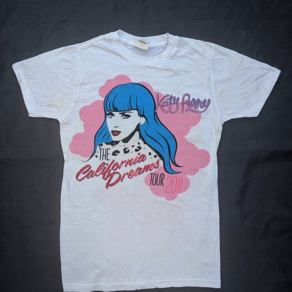 Katy Perry Concert T Shirt 2011 California Dreams - Picture 3 of 7